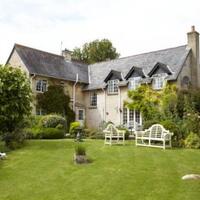 Cricket Field House