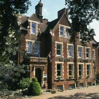 Ebury Hotel