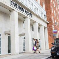 Dolphin House Serviced Apartments 
