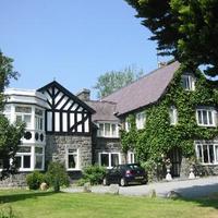 Gwern Borter Manor