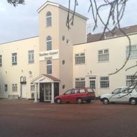 Boston Manor Hotel