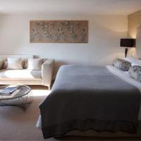 The Queensberry Hotel