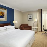 Sheraton Skyline Hotel London Heathrow - A Starwood Hotel