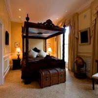 Lord Milner London