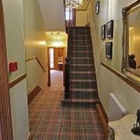 Warrens Guest House