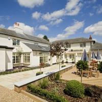 Fox Country Inn Junction 5 M40