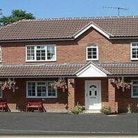 Faviere Guest House