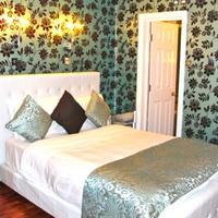 Crompton Guest House