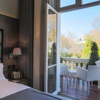 Eccleston Square Hotel
