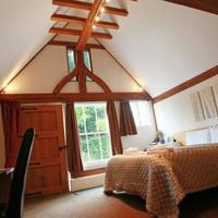 Tonge Barn
