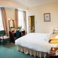 Huddersfield Central Lodge Hotel