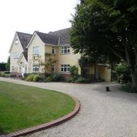 The Newnham White House B&B