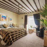 Molesworth Arms Hotel