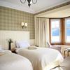 Lodge on the Loch Hotel