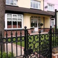Farlands House