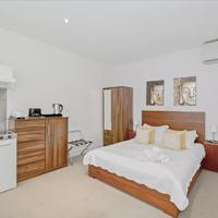 LBS Apartments